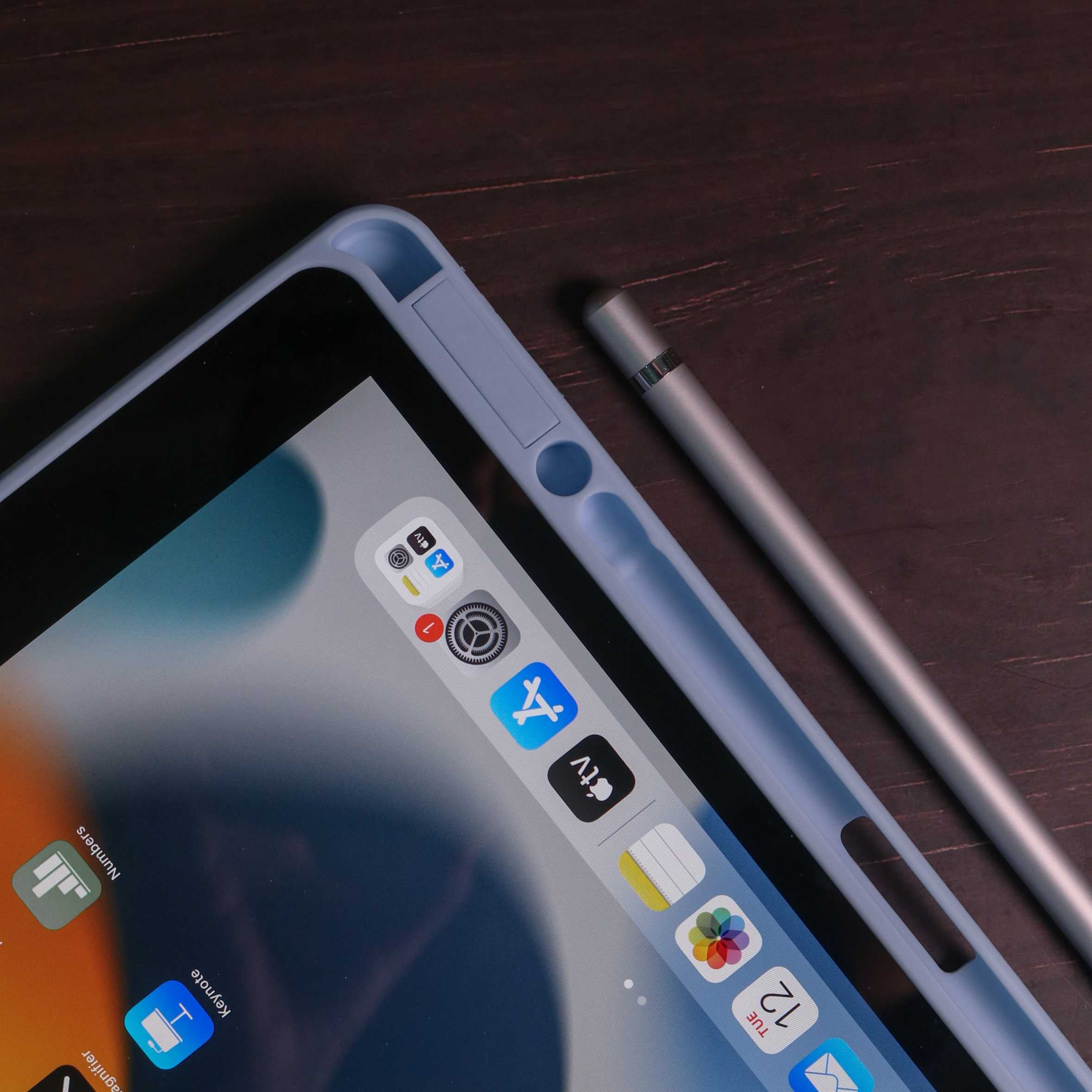 WiWu Waltz Rotative iPad mini 6/7 - 2021/2024 - Light Blue - كفر ايباد حماية عالية - مع مكان للقلم - ووضعيتين للاستاند بالطول والعرض