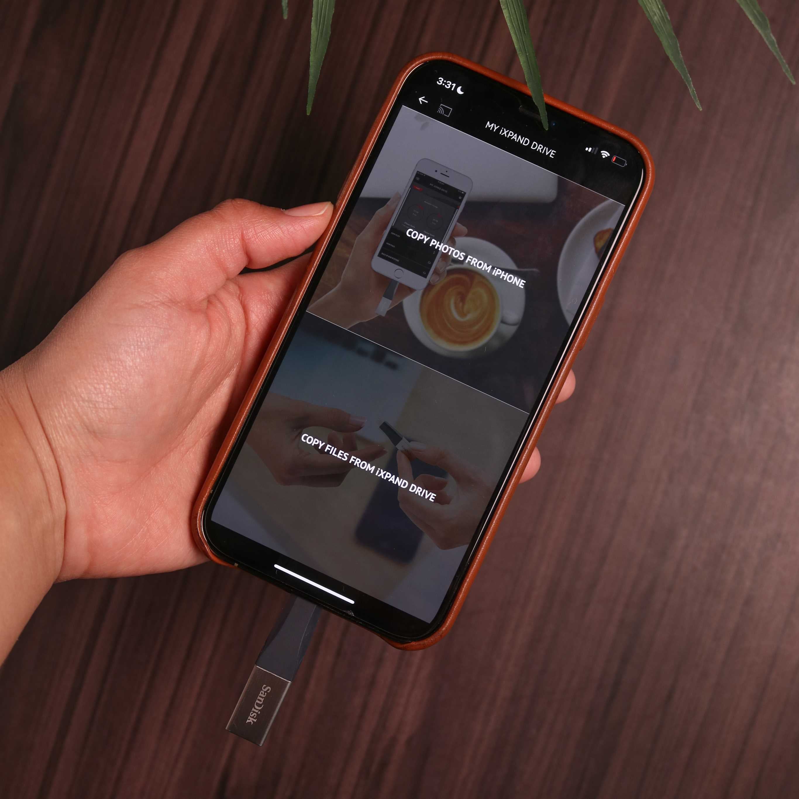 SanDisk iXpand Flash Drive for iPhone [H] - فلاش ميموري - سان ديسك - لجميع اجهزة الايفون القديمة - ماقبل ايفون ١٥