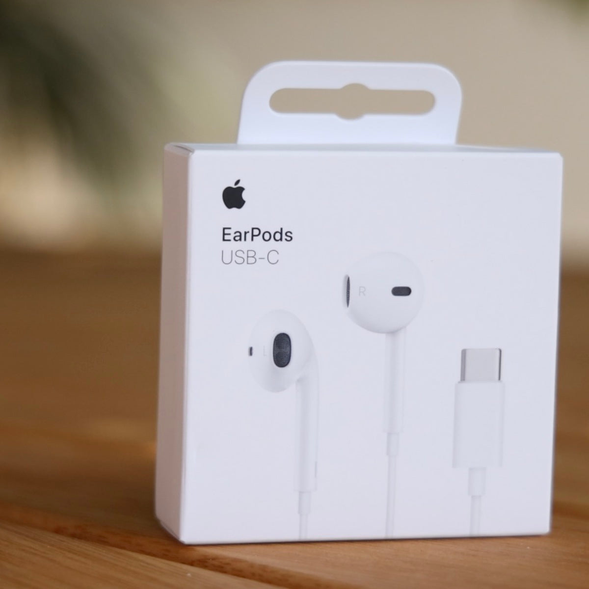 Apple EarPods with USB-C Connector
