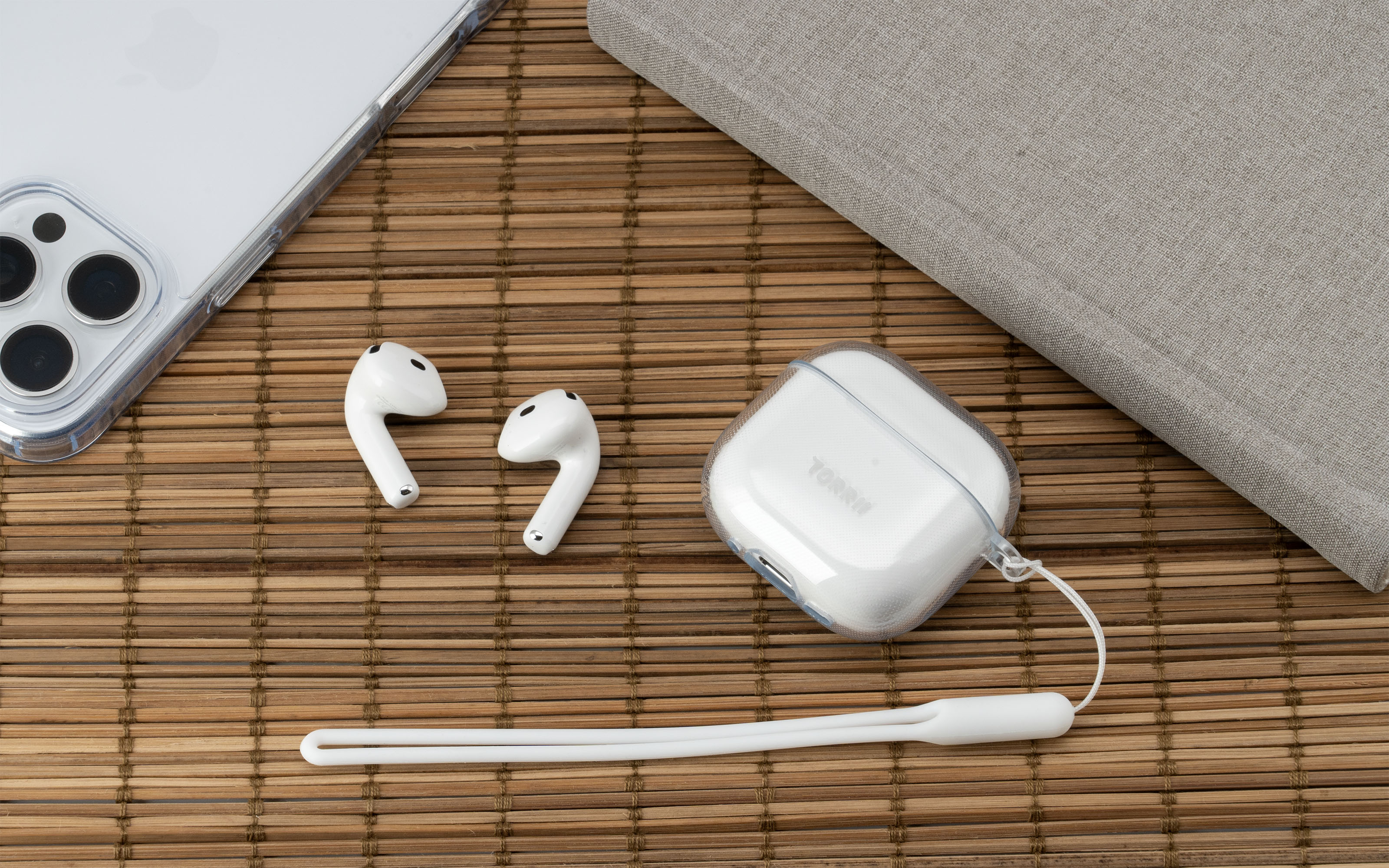 Torrii BONJELLY Case for Apple AirPods 4 with Lanyard and hook - Clear -  كفر حماية - سماعة ابل ايربودز فور مع خيط علاق  - من توري