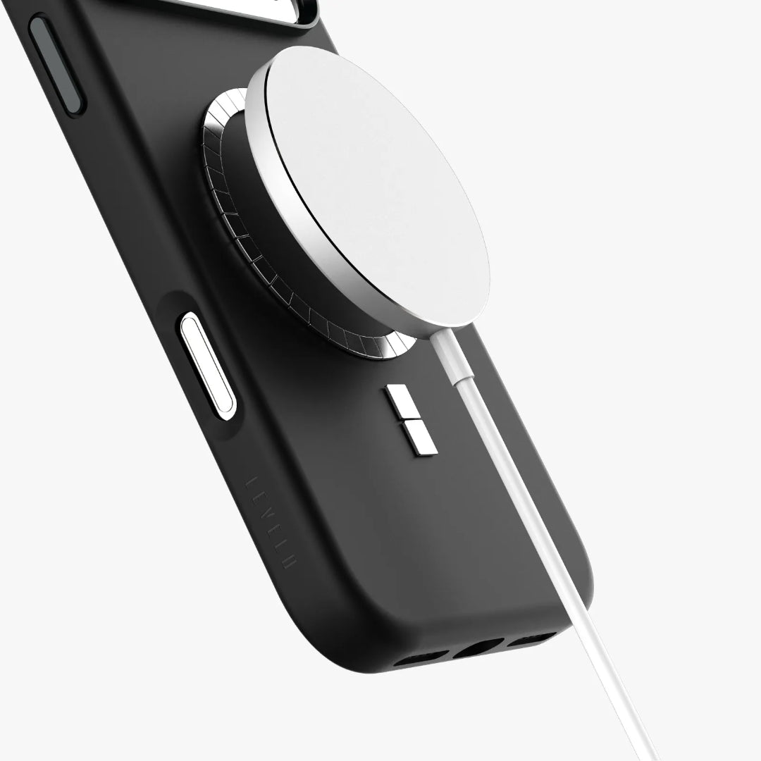 Levelo Iris Magsafe Liquid Silicone Case for iPhone 17 Pro/Pro MAX - Black [O] - كفر حماية عالية - سيليكون - ايفون 17 برو / 17 بروماكس - ليفيلو - ماغ سيف