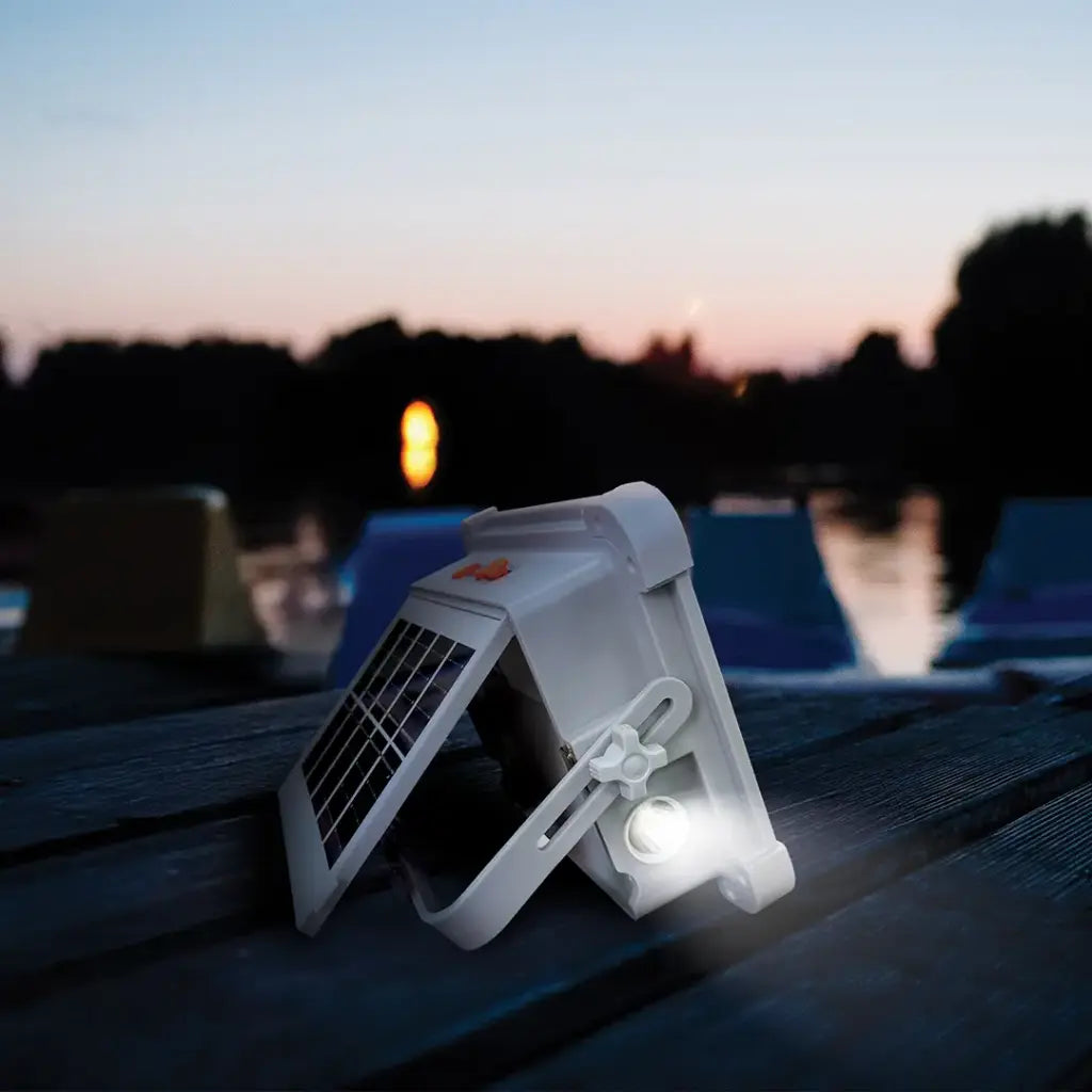 Porodo Lifestyle Sunlite Solar-Powered Rechargeable Outdoor LED Light - Grey [O]- مصباح  خارجي بالطاقة الشمسية وإعادة الشحن - كفالة 24 شهر