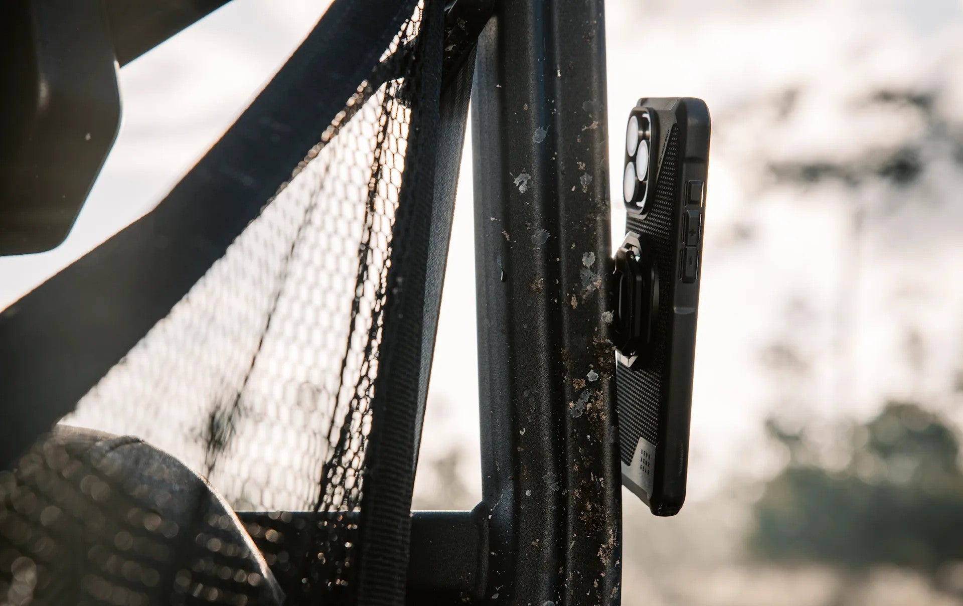 UAG Monarch Mag2 Dual Magnetic Ring Stand [V] - مسكة خاتم مغناطيس وستاند - ماغ سيف