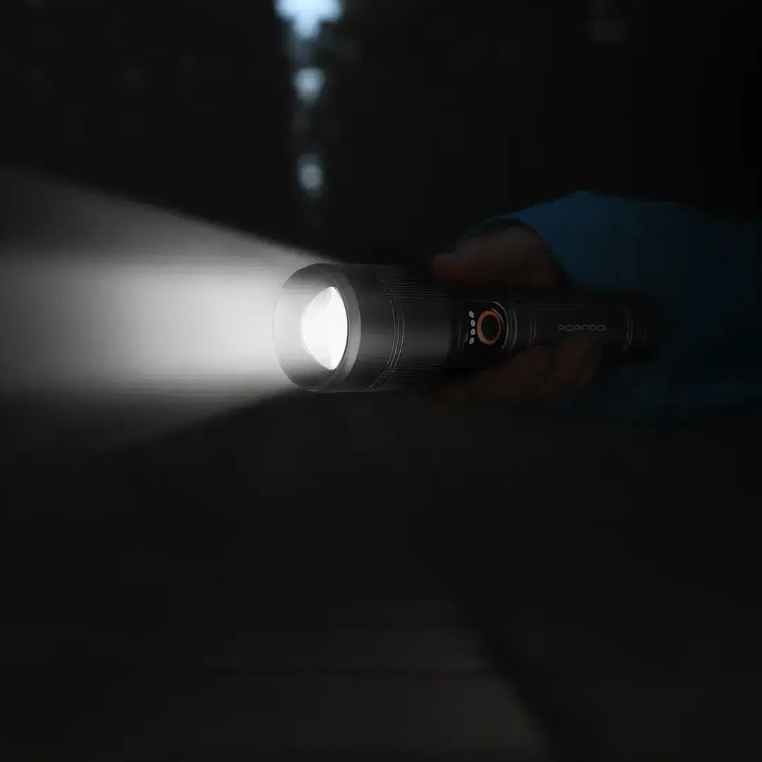 Porodo PDFL5102GY Lumalite 2500 – High-Power Rechargeable Flashlight [O]- كشاف  – قوة إضاءة عالية للمغامرات الثقيلة - كفالة 24 شهر