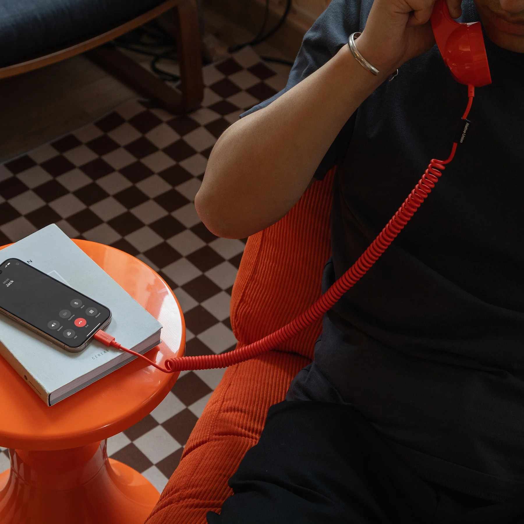 Native Union Pop Phone Alarm Red [V] - سماعة اذن - مع مايكروفون - تايب سي - فردة احادية - كفالة 5 سنوات